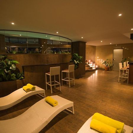 Roles Hotel 苏克雷 外观 照片