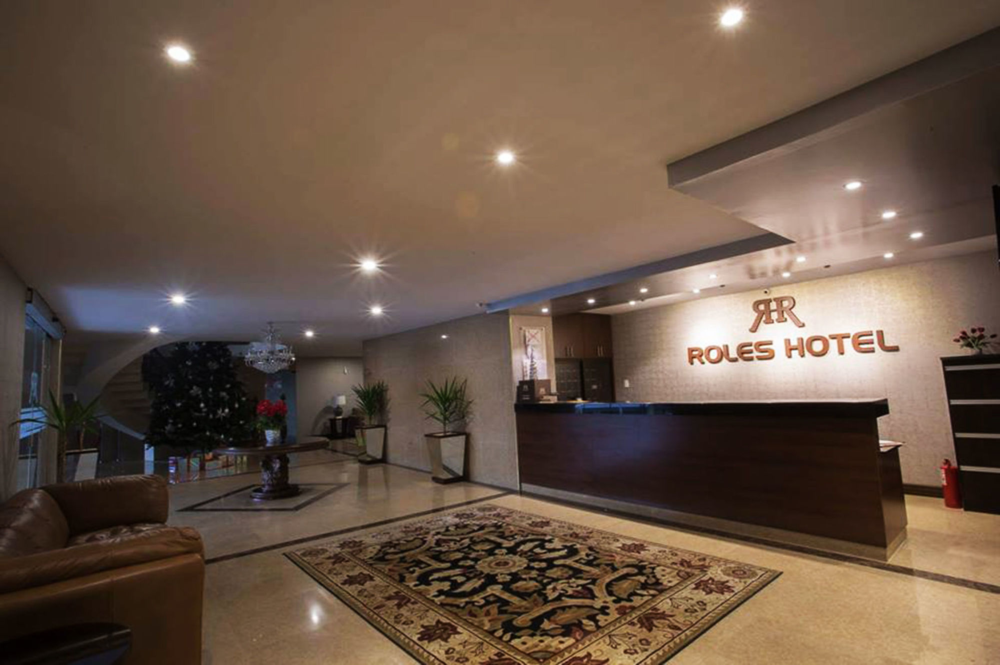Roles Hotel 苏克雷 外观 照片