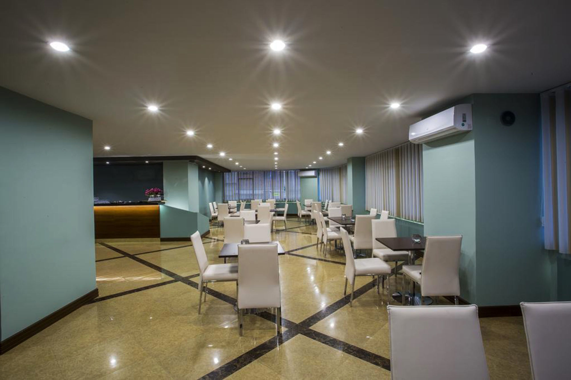 Roles Hotel 苏克雷 外观 照片