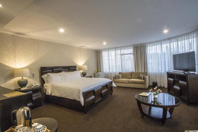 Roles Hotel 苏克雷 外观 照片