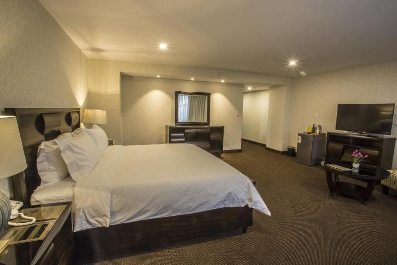 Roles Hotel 苏克雷 外观 照片