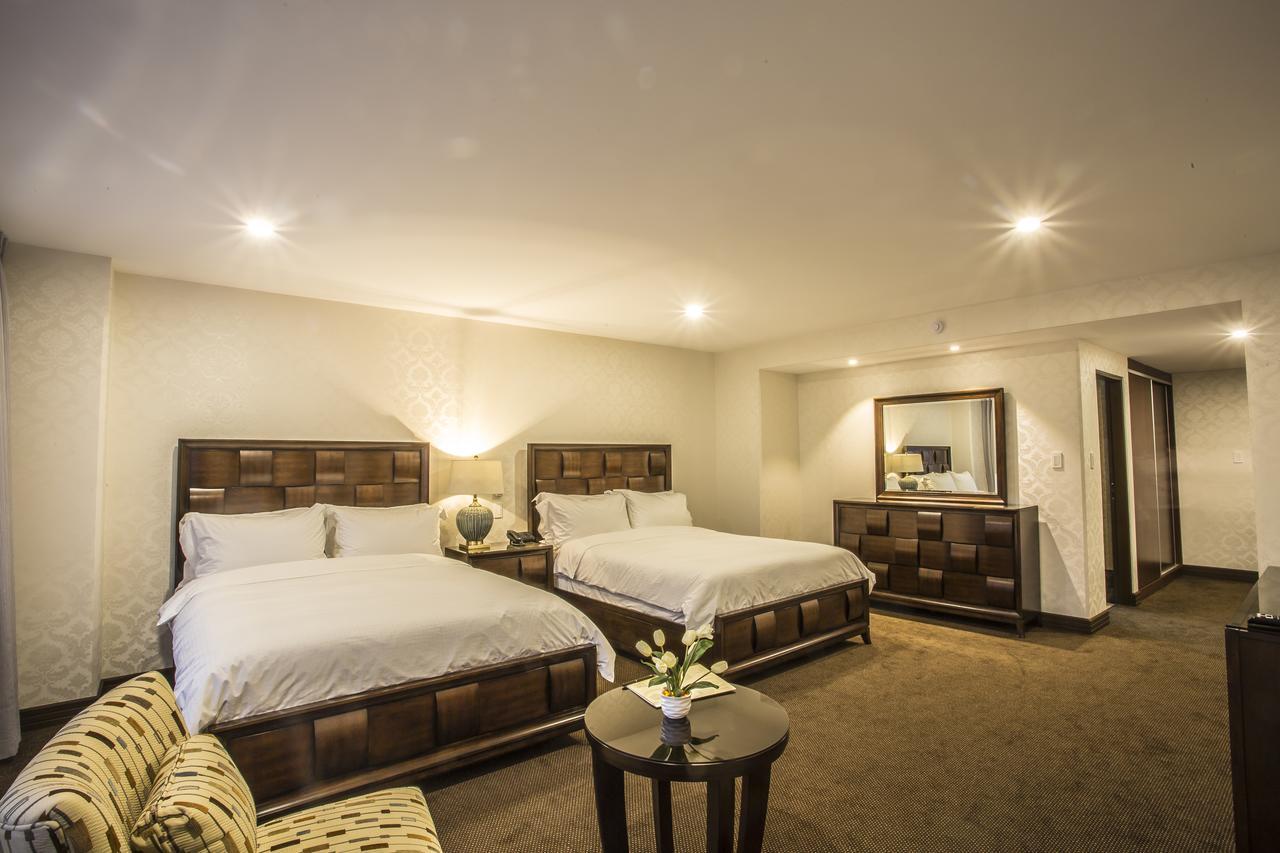 Roles Hotel 苏克雷 外观 照片