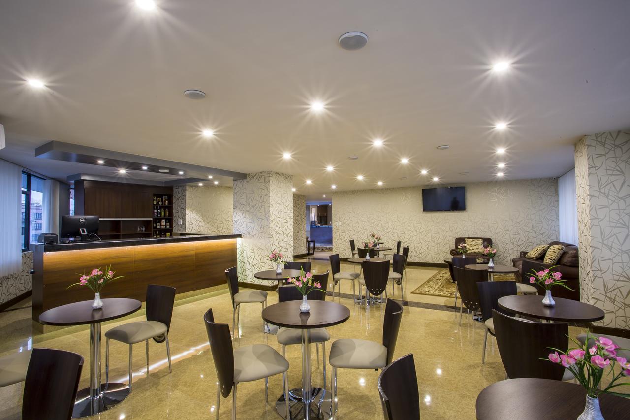 Roles Hotel 苏克雷 外观 照片