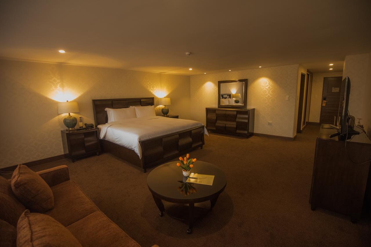 Roles Hotel 苏克雷 外观 照片