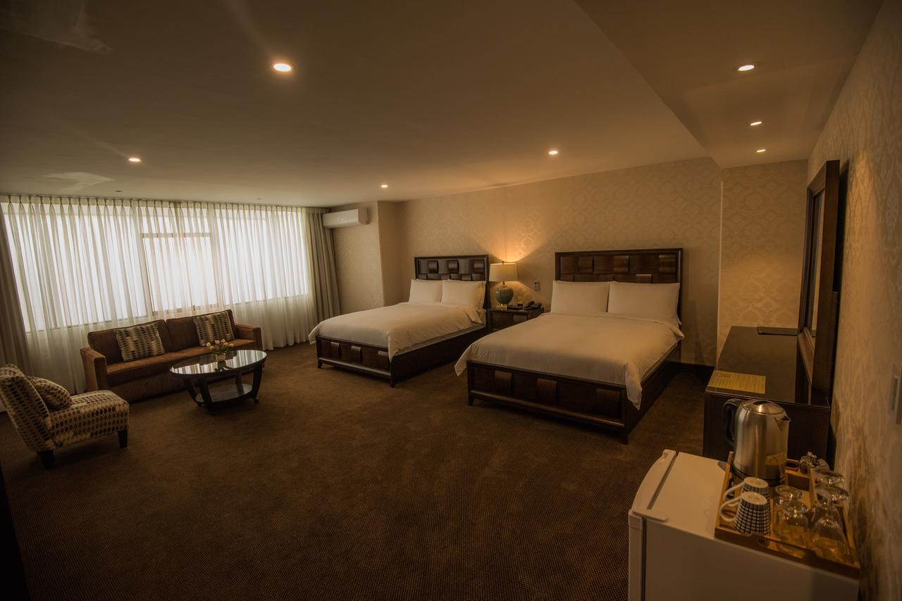 Roles Hotel 苏克雷 外观 照片