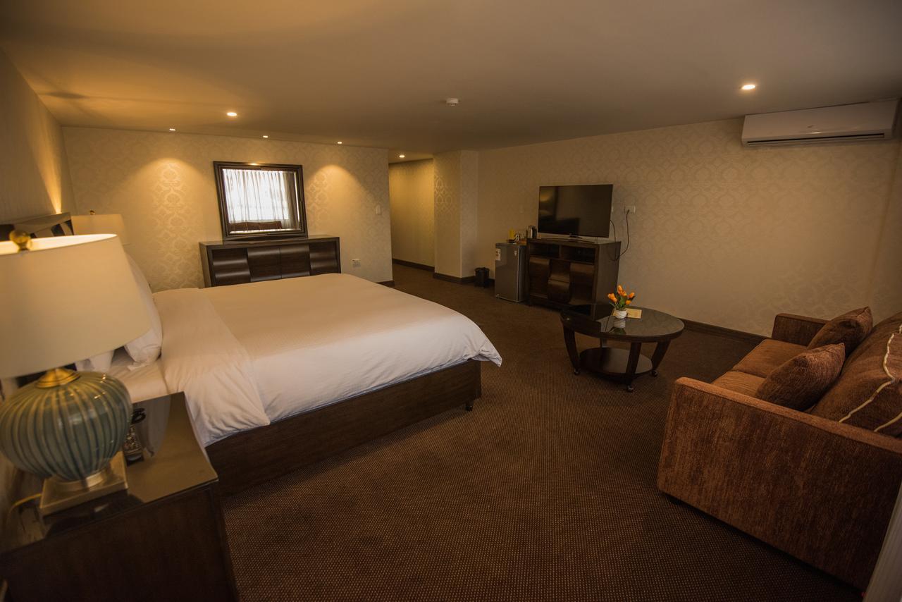 Roles Hotel 苏克雷 外观 照片