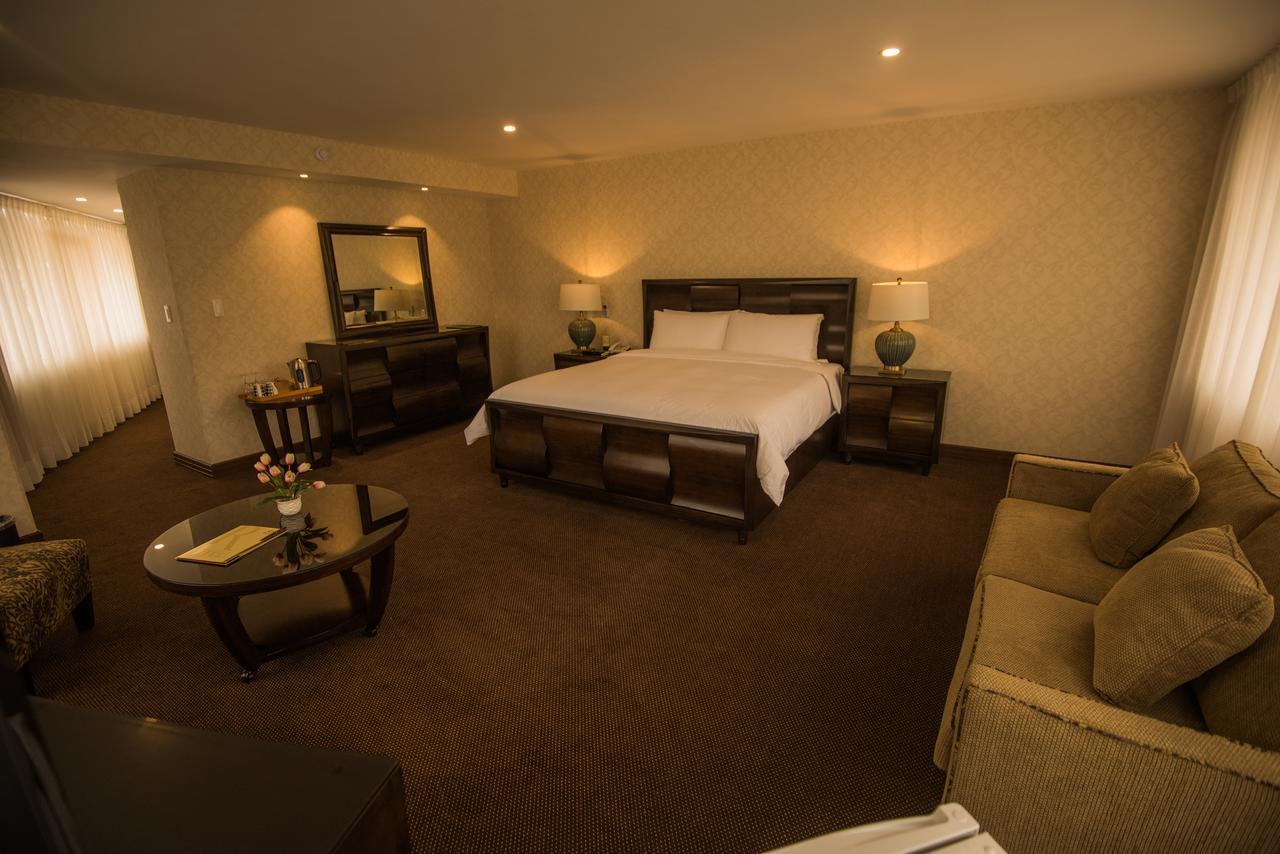 Roles Hotel 苏克雷 外观 照片