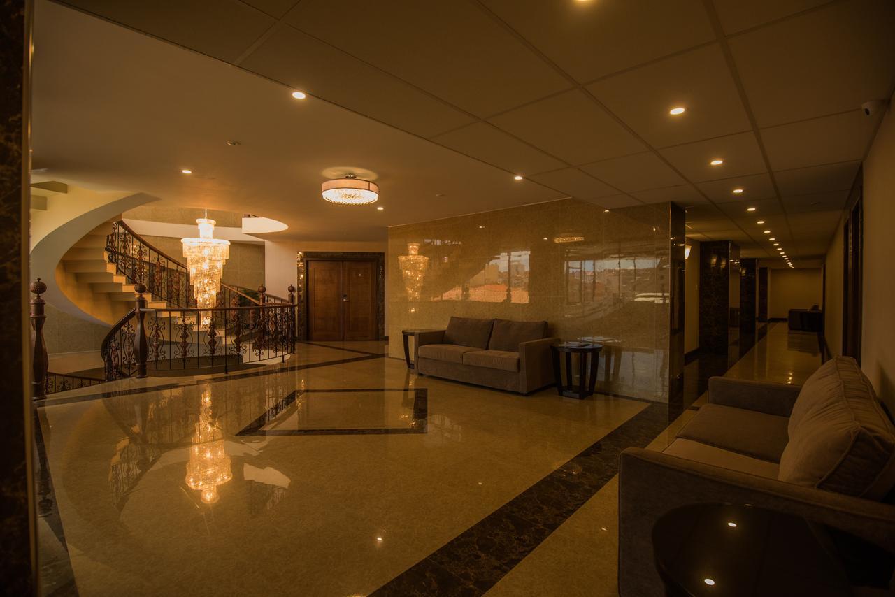 Roles Hotel 苏克雷 外观 照片