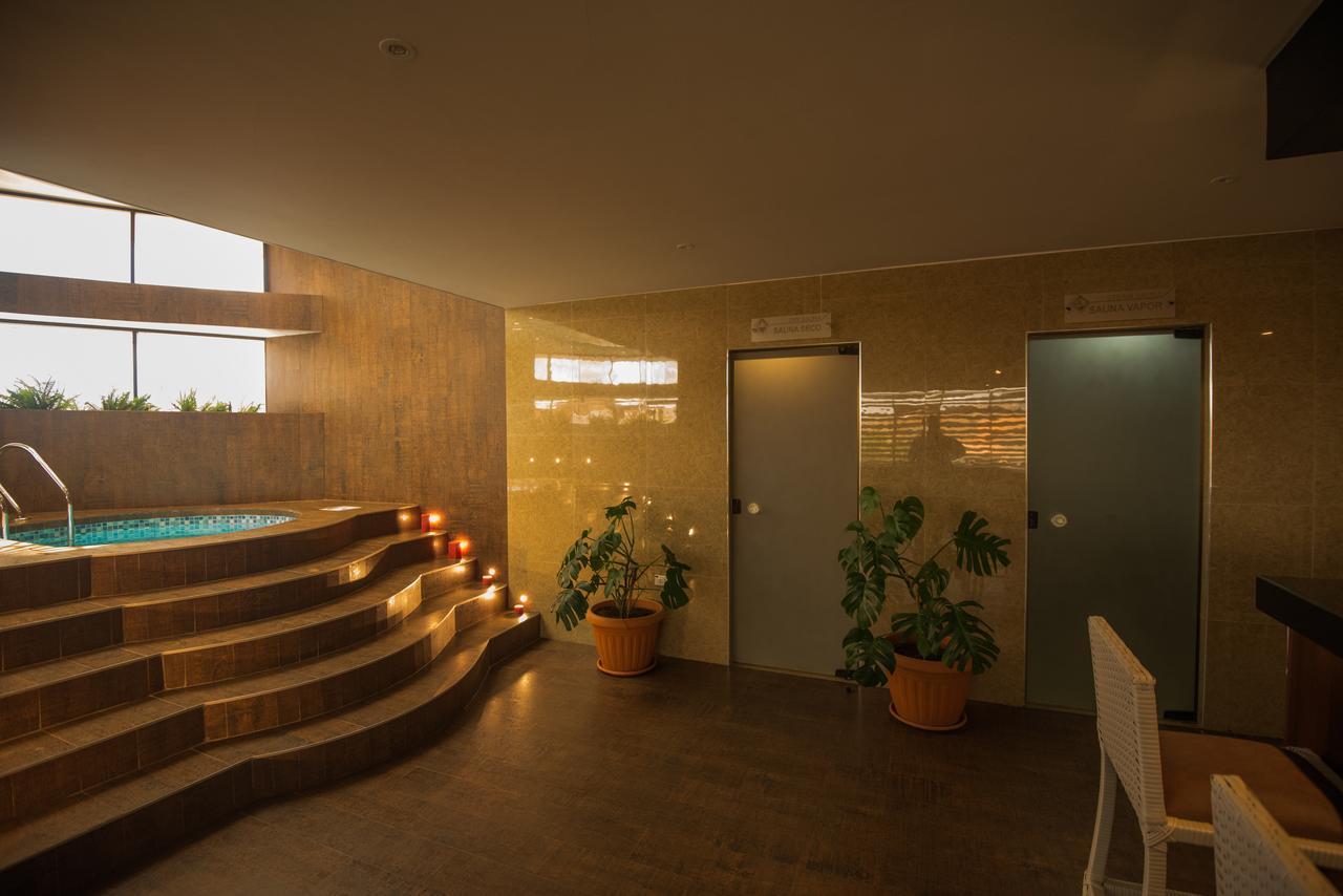 Roles Hotel 苏克雷 外观 照片